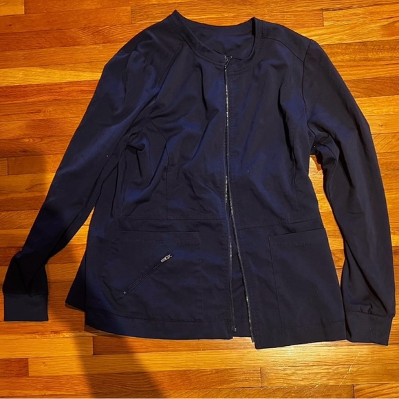 (Set of 2) Greys Anatomy Scrub Jackets - Picture 3 of 6